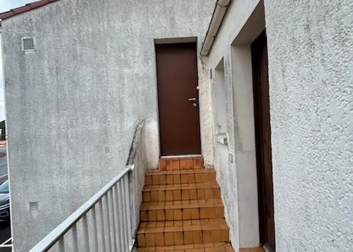 T3 Avec Terrasse Et Parking à Royan - Fr-1-494-223 Apartamento Royan